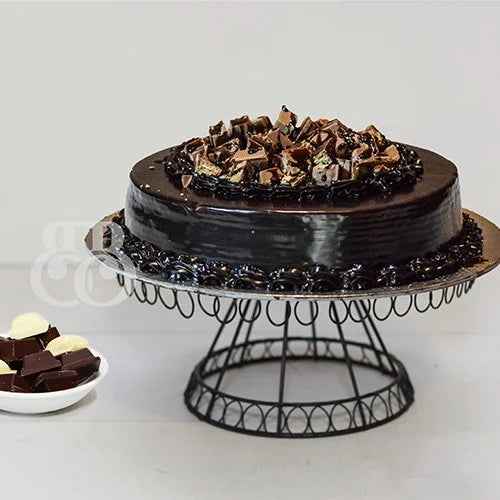 Choco Kit Kat Cake - Bake N Bloom