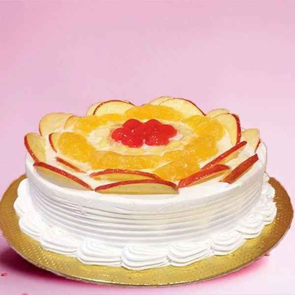 Fruity Vanilla Cake - Bake N Bloom