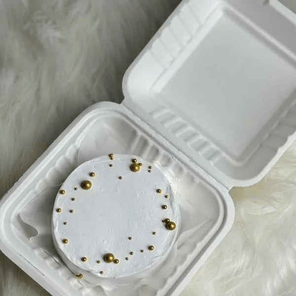 Golden Crunch Bento Cake